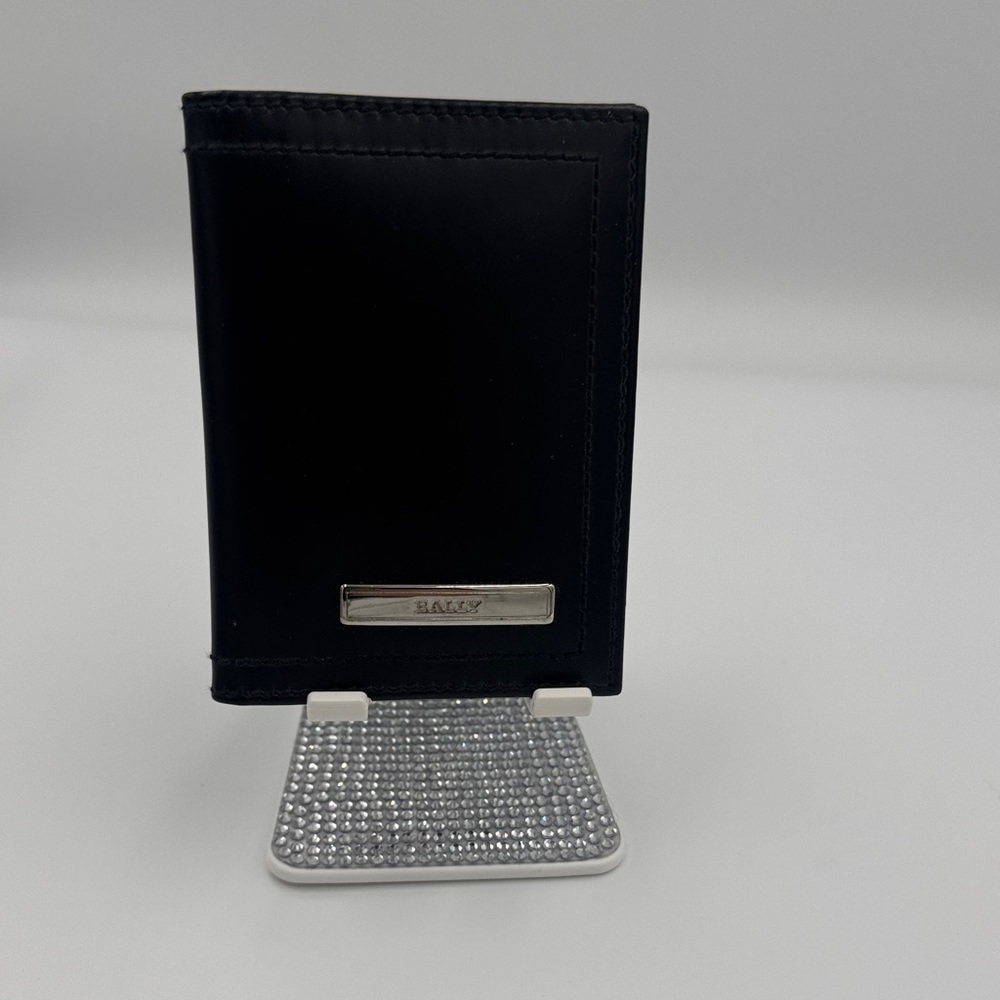 Bally Black Wallet with Silver Accent Unisex